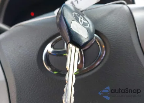 2011 Toyota Camry Le z USA, uszkodzony, nr VIN 4T1BF3EK5BU632695